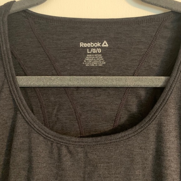 Reebok Workout Top - Picture 2 of 3